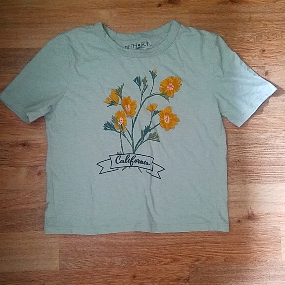 Fifth-sun flower croptop